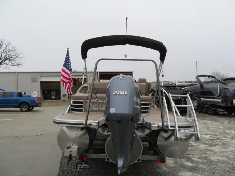 Slide: The Image of Bennington 24LXSB 2023 - 5