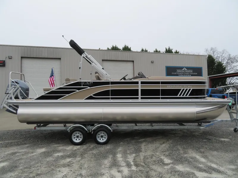 Slide: The Image of Bennington 24LXSB 2023 - 6