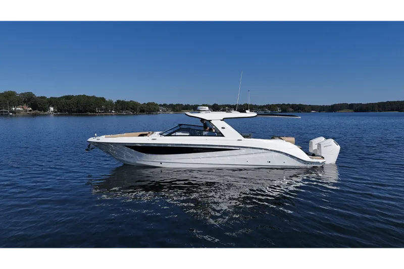 Slide: The Image of Sea Ray 400 SLX OUTBOARD 2025 - 2