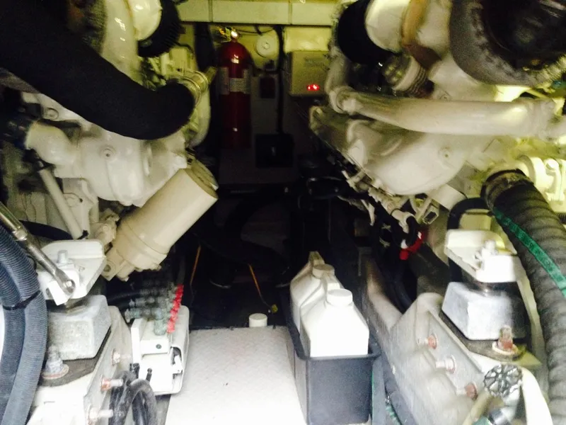 Slide: The Image of Engine room of a 2005 Sea Ray 550 Sedan Bridge yacht. - 21