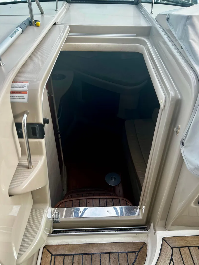 Slide: The Image of Sea Ray 310 Sundancer 2008 - 3