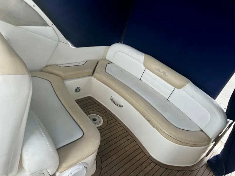 Slide: The Image of Sea Ray 310 Sundancer 2008 - 4