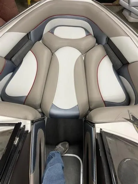 Slide: The Image of 2007 Malibu Response LXi boat interior with cushioned seating. - 6