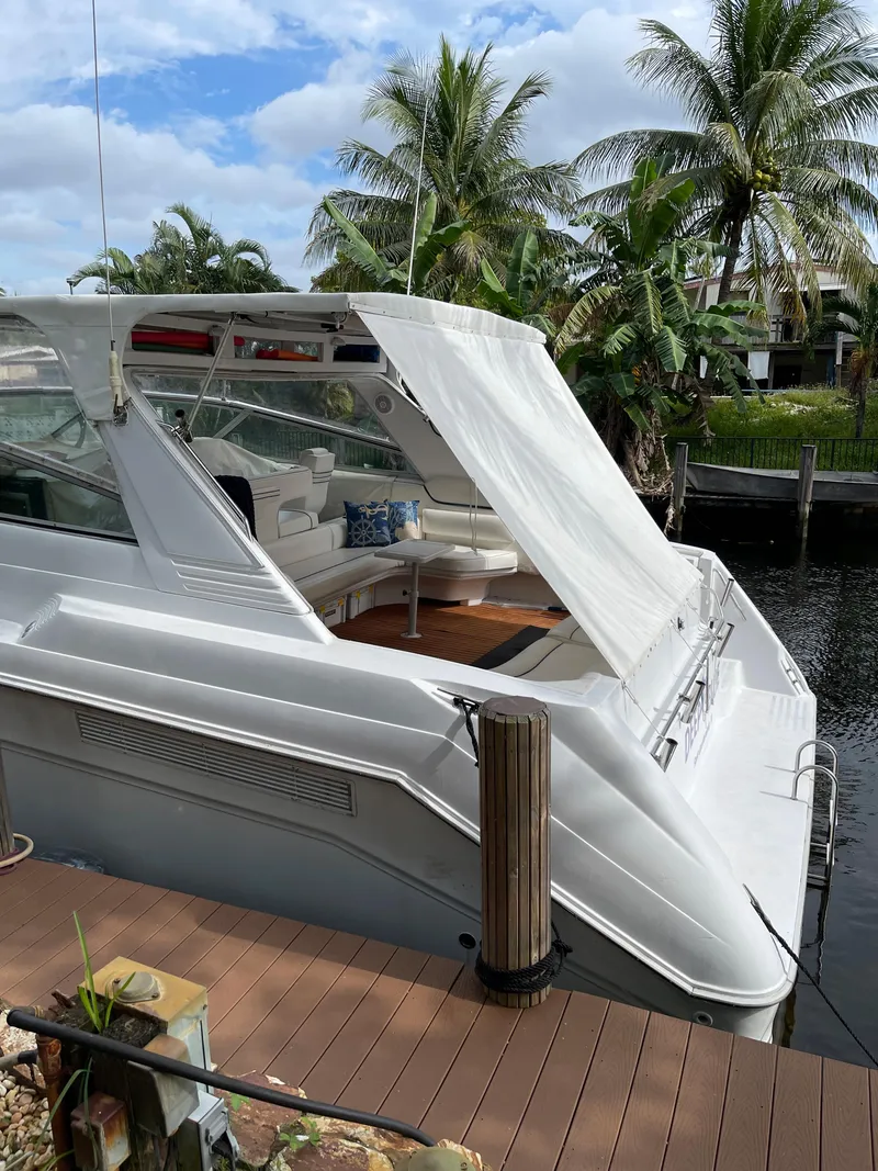 Slide: The Image of 50 Sea Ray Sundancer - 3