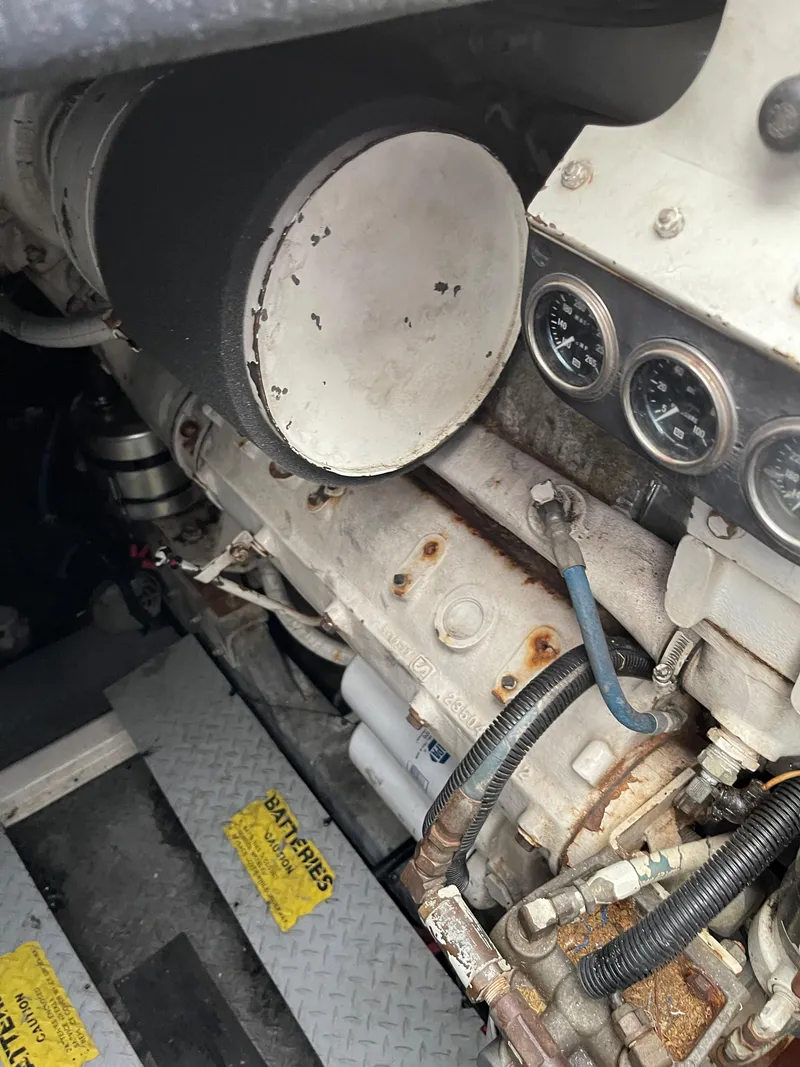 Slide: The Image of 50 Sea Ray Sundancer - 37