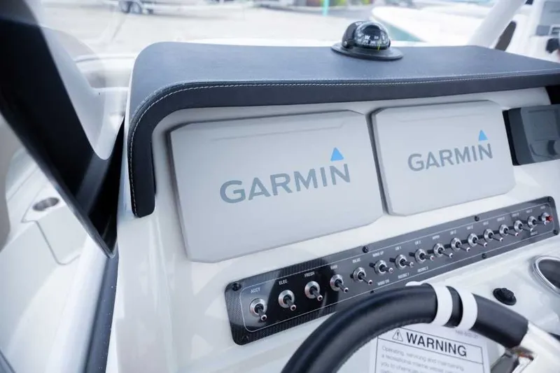 Slide: The Image of Finseeker 230 FinSeeker 2023 - 16