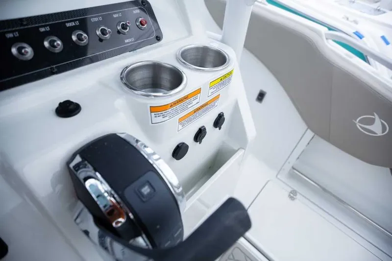 Slide: The Image of Finseeker 230 FinSeeker 2023 - 19