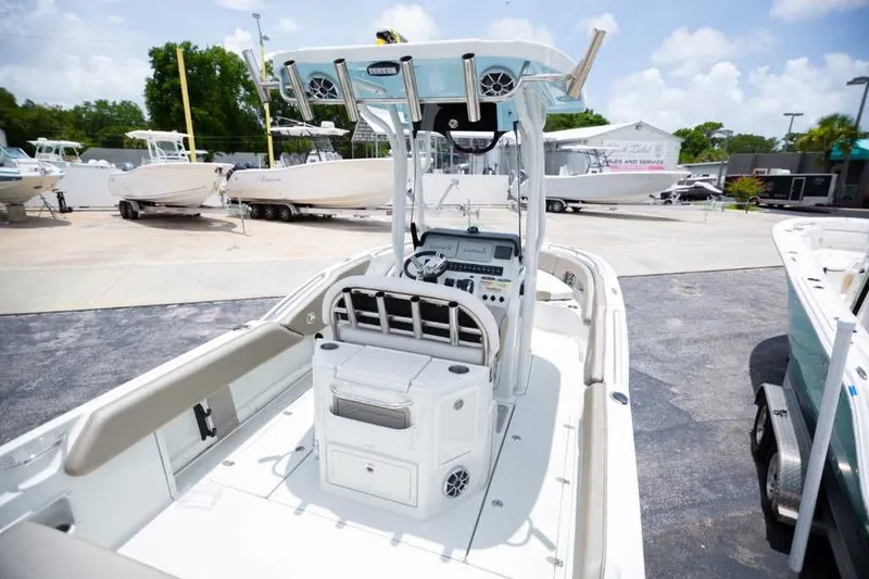 Slide: The Image of Finseeker 230 FinSeeker 2023 - 5