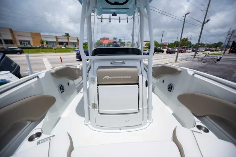 Slide: The Image of Finseeker 230 FinSeeker 2023 - 9