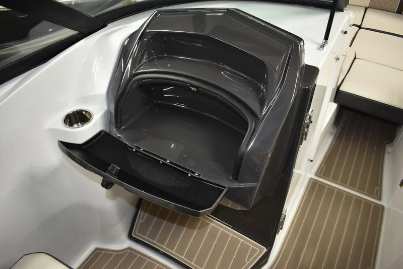 Slide: The Image of Monterey M6 2023 - 54