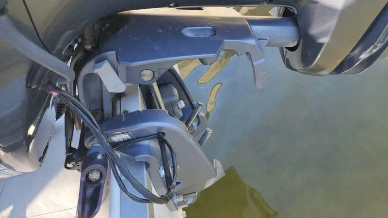 Slide: The Image of NauticStar 243DC Sport Deck 2017 - 52