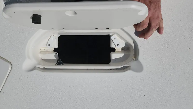 Slide: The Image of NauticStar 243DC Sport Deck 2017 - 54