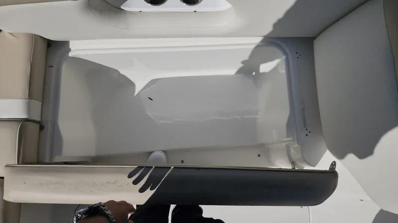 Slide: The Image of NauticStar 243DC Sport Deck 2017 - 60