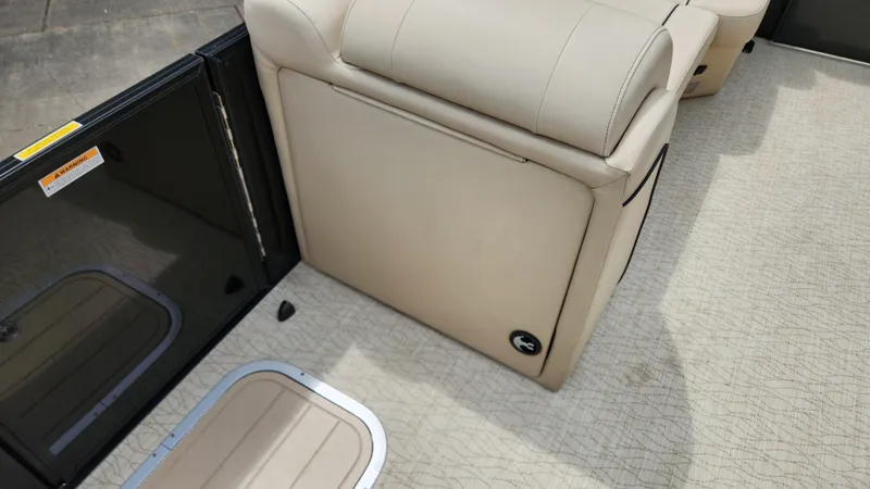 Slide: The Image of Barletta E22Q 2019 - 26