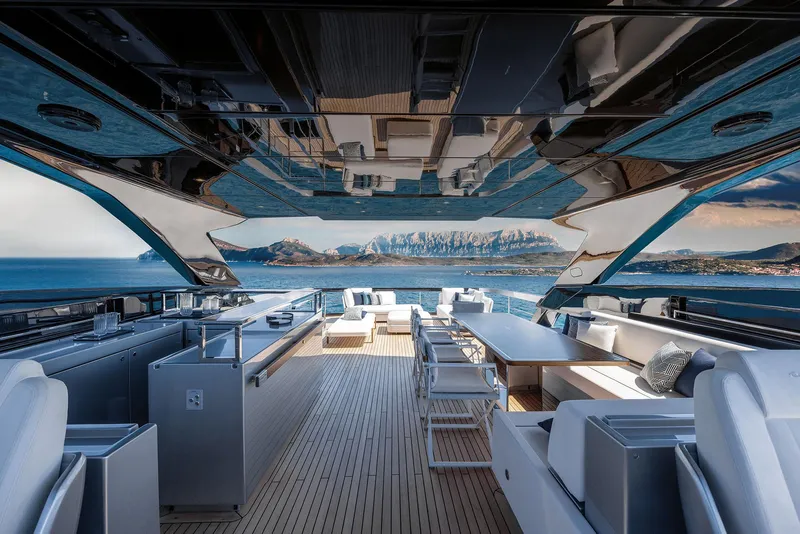 Slide: The Image of Riva 102' Corsaro Super 2027 - 5