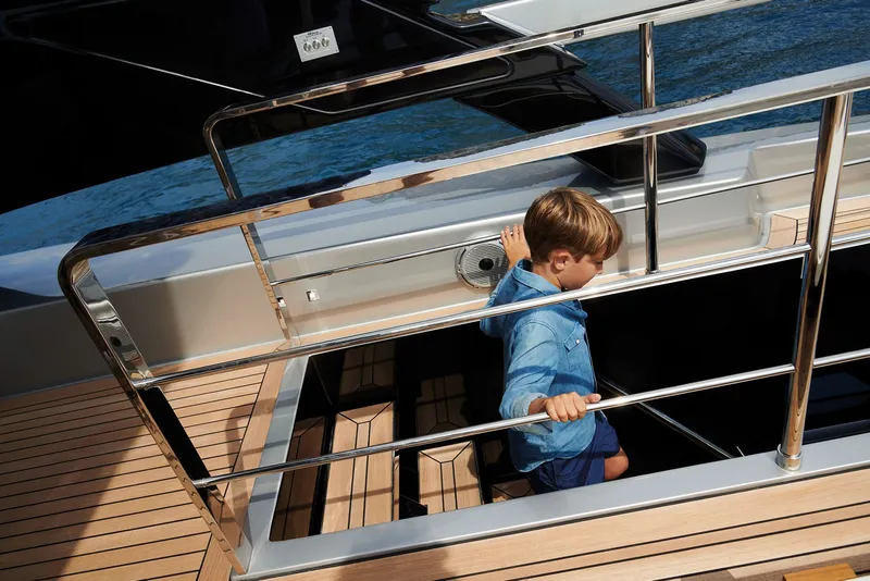 Slide: The Image of Riva 102' Corsaro Super 2028 - 17