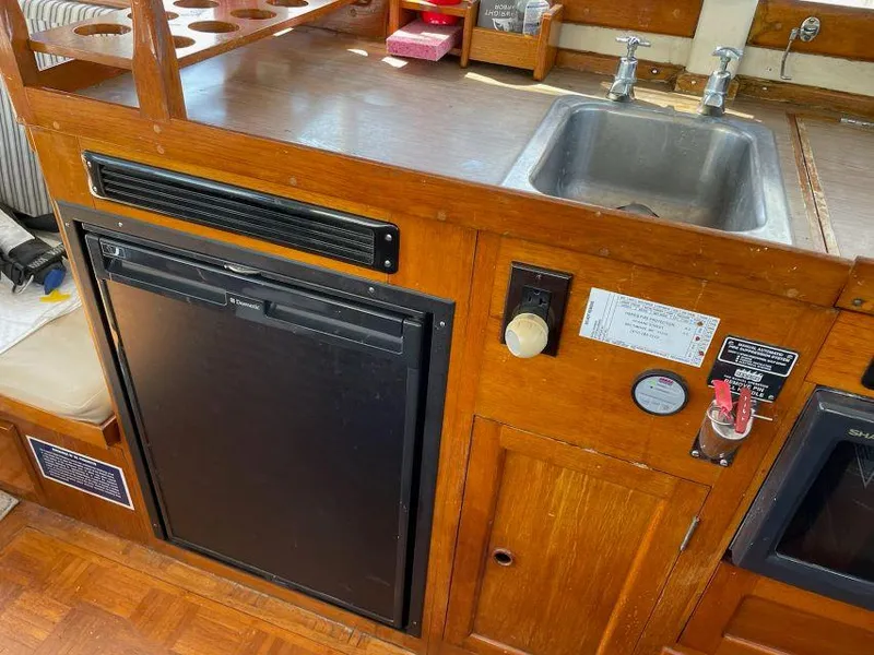 Slide: The Image of Grand Banks 32 Sedan 1970 - 11