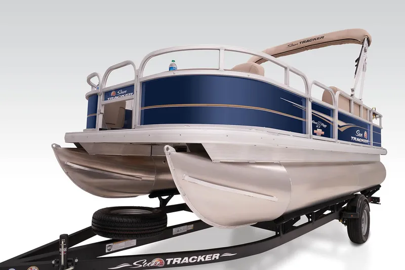 Slide: The Image of Bass Buggy 18 DLX - 19