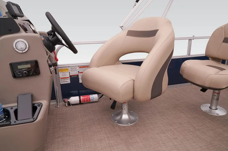 Slide: The Image of Bass Buggy 18 DLX - 40