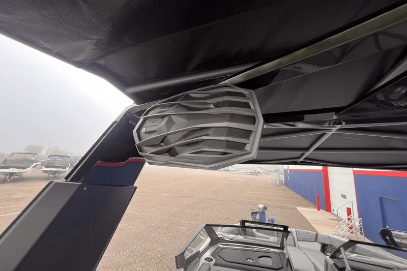 Slide: The Image of Nautique 25PARAGON 2026 - 13