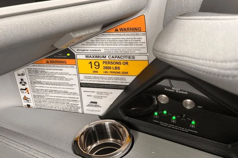 Slide: The Image of Nautique 25PARAGON 2026 - 31