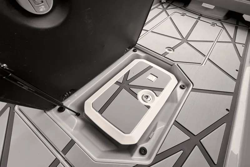 Slide: The Image of Nautique 25PARAGON 2026 - 37