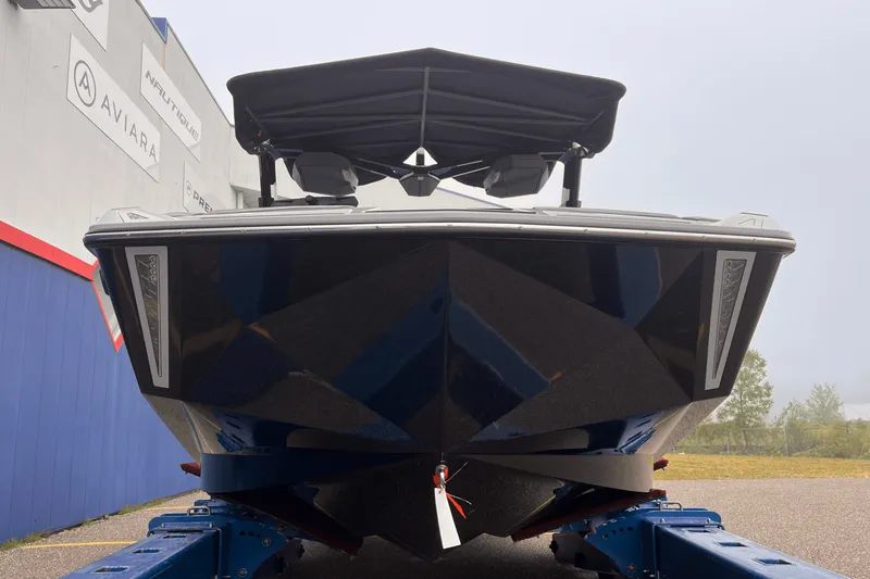 Slide: The Image of Nautique G25 Paragon 2026 - 1