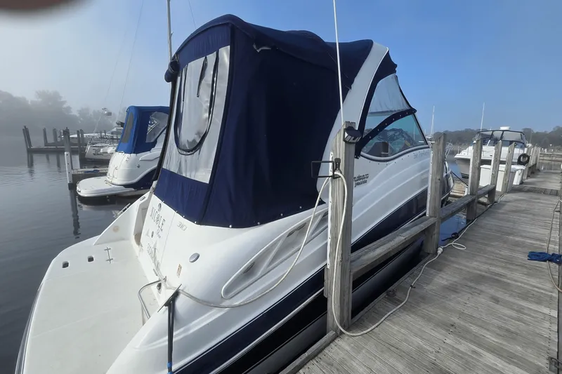 Slide: The Image of Cruisers 310 EXPRESS 2014 - 2