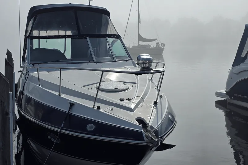 Slide: The Image of Cruisers 310 EXPRESS 2014 - 43