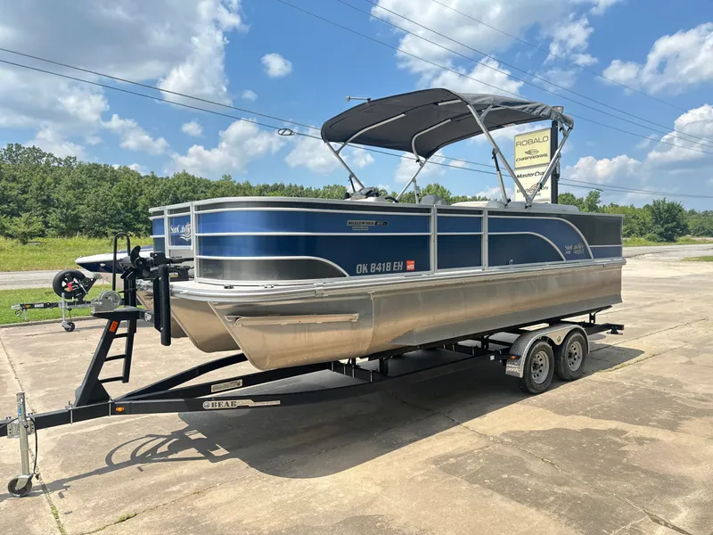 Slide: The Image of G3 V322FC 2021 - 1