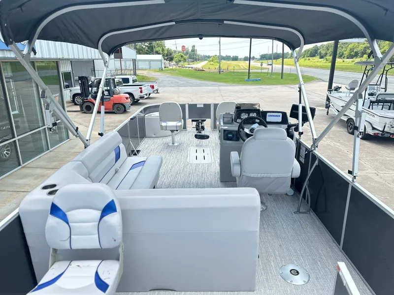 Slide: The Image of G3 V322FC 2021 - 3