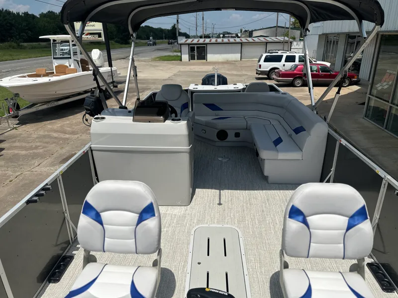 Slide: The Image of G3 V322FC 2021 - 6