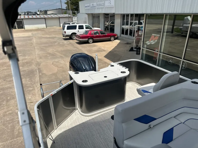 Slide: The Image of G3 V322FC 2021 - 7