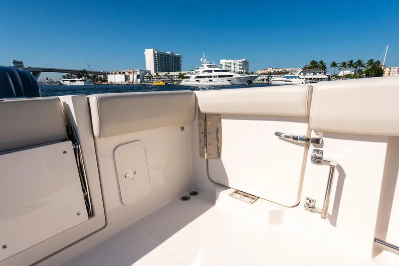 Slide: The Image of Sailfish 312 CC 2024 - 114