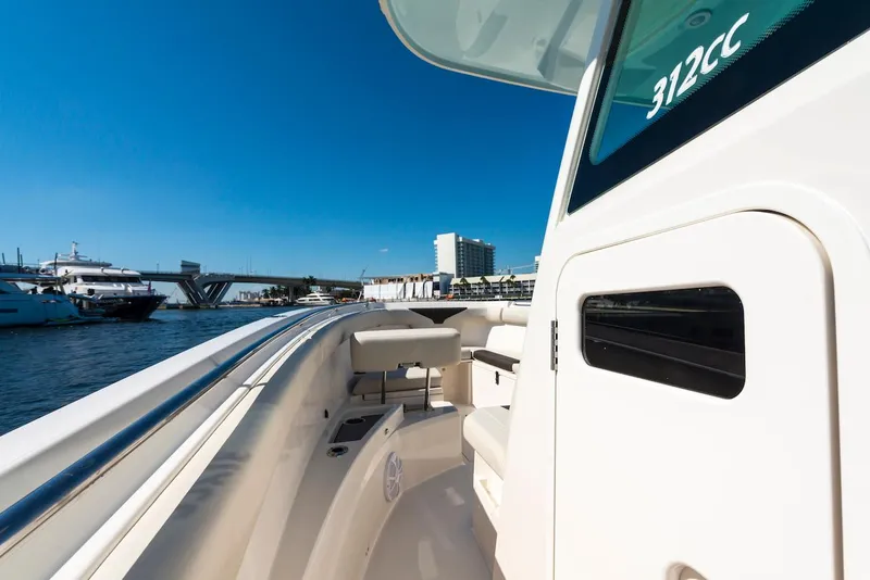 Slide: The Image of Sailfish 312 CC 2024 - 146