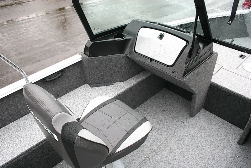 Slide: The Image of Lund 1650 Rebel XL Sport 2026 - 6