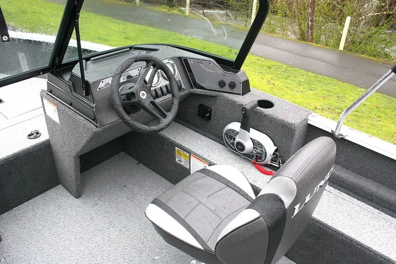 Slide: The Image of Lund 1650 Rebel XL Sport 2026 - 5