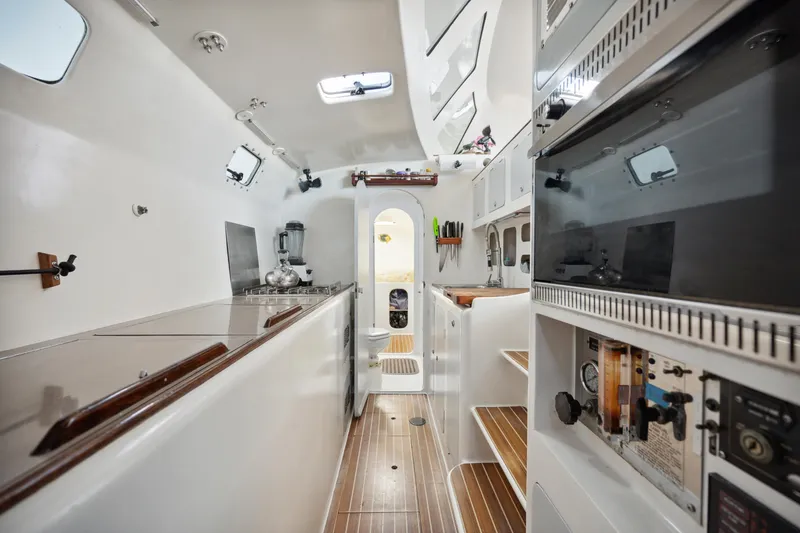 Slide: The Image of Technologie Marine Entincelle 60 1999 - 87