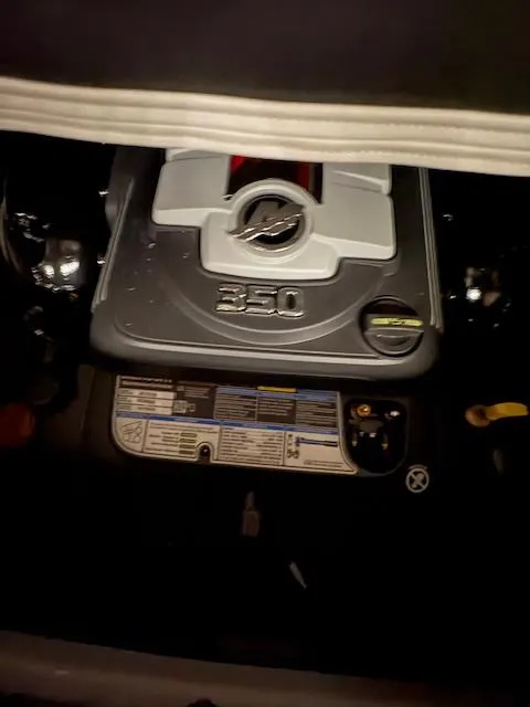 Slide: The Image of Crownline Boats 260 SS 2023 - 7