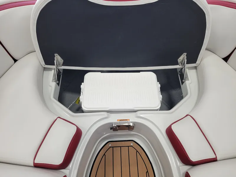 Slide: The Image of Crownline Boats E 255 2023 - 16