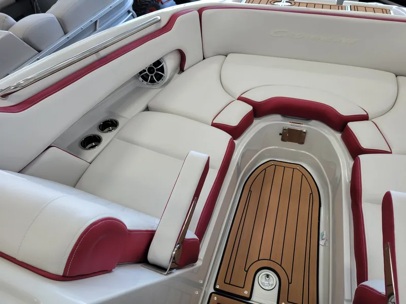 Slide: The Image of Crownline Boats E 255 2023 - 12