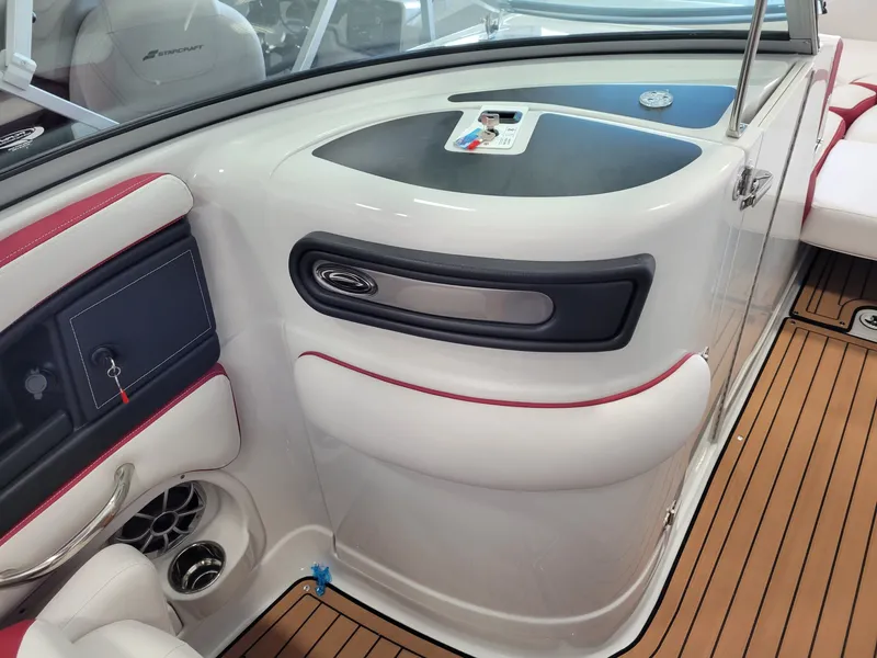 Slide: The Image of Crownline Boats E 255 2023 - 23