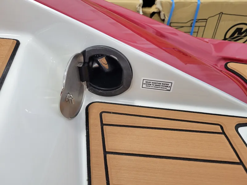 Slide: The Image of Crownline Boats E 255 2023 - 44