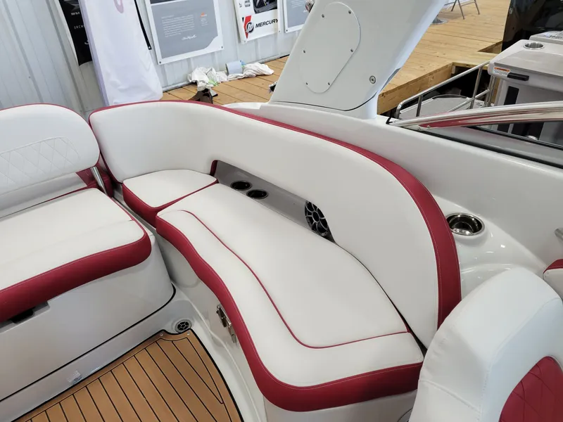 Slide: The Image of Crownline Boats E 255 2023 - 31