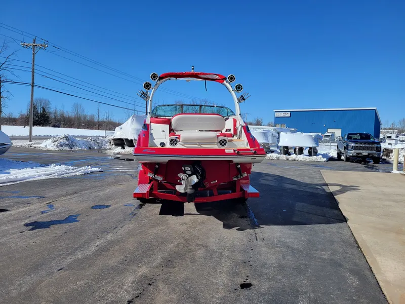 Slide: The Image of Crownline Boats E 255 2023 - 4