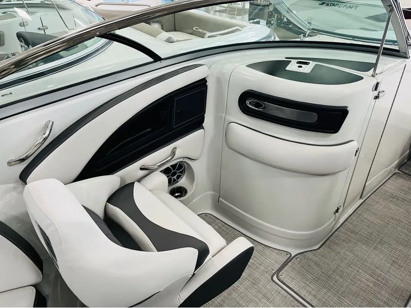Slide: The Image of Crownline Boats 280SS 2023 - 6