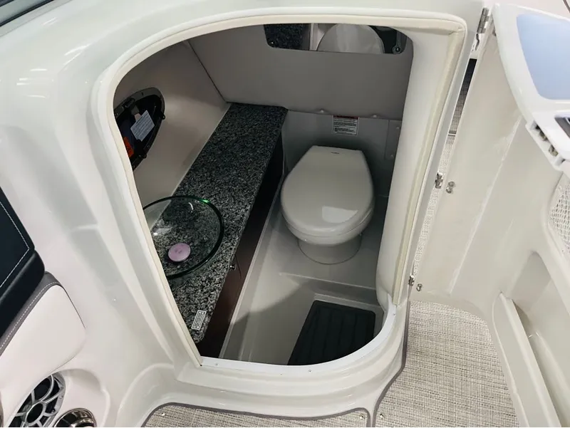 Slide: The Image of Crownline Boats 280SS 2023 - 7