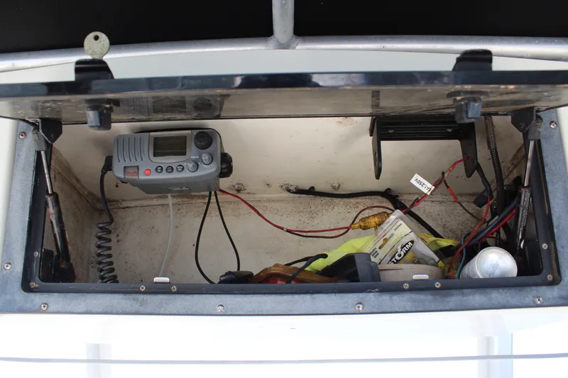 Slide: The Image of Scout 280 SPORTFISH 2002 - 23