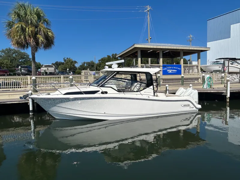 Slide: The Image of Boston Whaler 325 Conquest 2026 - 3
