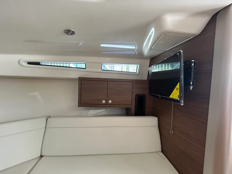 Slide: The Image of Boston Whaler 325 Conquest 2026 - 35